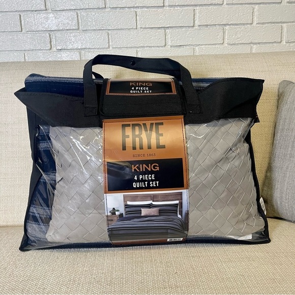 Frye King 4 Piece Quilt Set Navy Blue Striped NWT - Picture 2 of 7